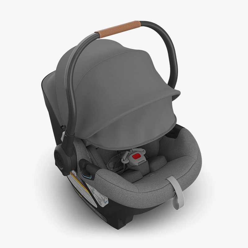 Autoasiento Aria V2 ultraligero 2,67 kg para bebé, con SmartSecure®, capota extragrande UPF50+, ventilación y asiento seguro y cómodo”